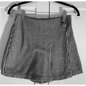 Zara Chino Houndstooth Short Black White Regular Knit Zip Size 13-14